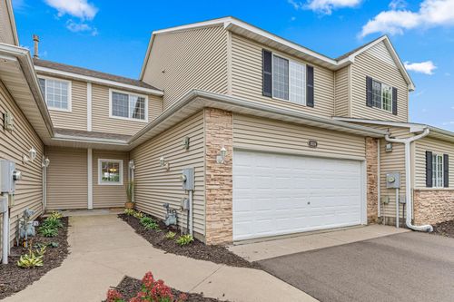 1824 111th Ave Ne, Blaine, MN, 55449-5365 | Card Image