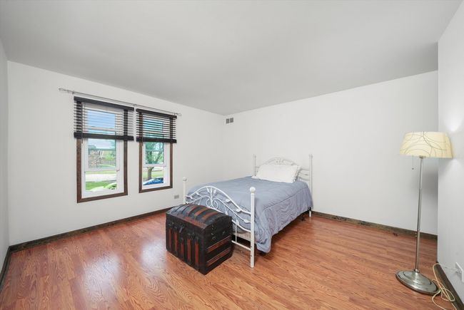 APT-1-16B - 2287 Country Club Dr, Condo with 1 bedrooms, 1 bathrooms and 2 parking in Woodridge IL | Image 13