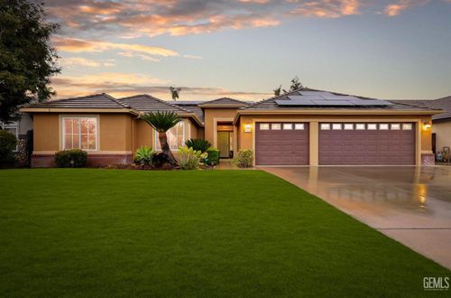 11404 Mantova Ave, Bakersfield, CA, 93312-6404 | Card Image