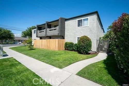 8100 Cerritos Ave, Stanton, CA, 90680-2455 | Card Image