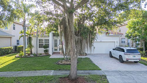 1561 Nw 168th Ave, Pembroke Pines, FL, 33028-1374 | Card Image