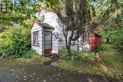 4505 Waldy Rd, House other with 2 bedrooms, 1 bathrooms and 4 parking in Cowichan Bay BC | Image 1