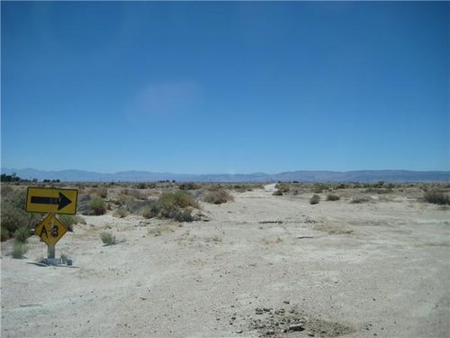 12 Vic Ave B 12/40 Stw, Lancaster, CA, 93536 | Card Image
