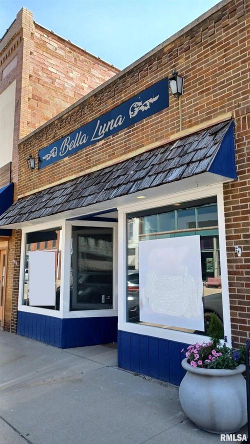 1113 4th St, FULTON, IL, 61252-1717 | Card Image