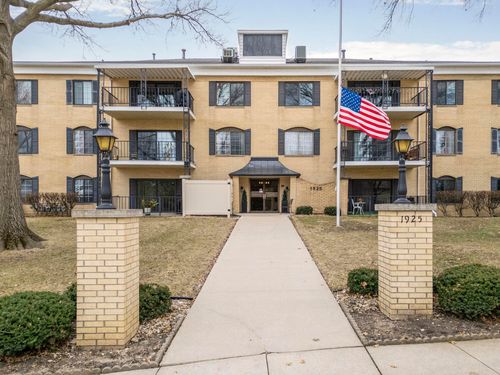 apt-214-1925 Westchester Rd, Waterloo, IA, 50701-4522 | Card Image