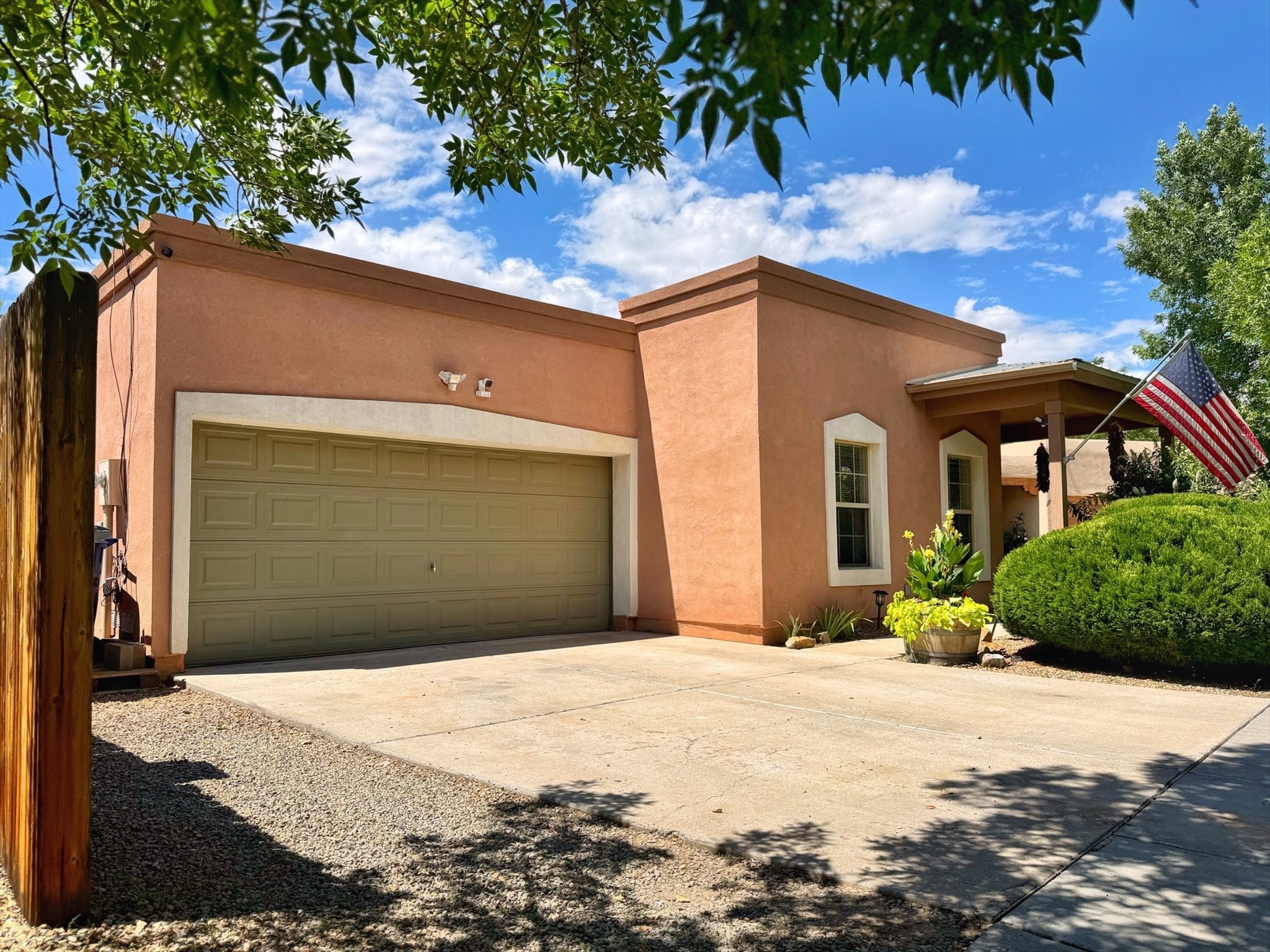 Sundial Way, Santa Fe, NM 87507