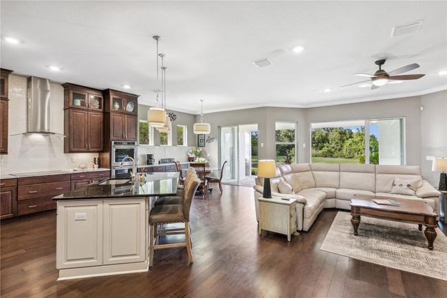 7183 Heather Sound Loop, House other with 5 bedrooms, 4 bathrooms and null parking in Wesley Chapel FL | Image 8