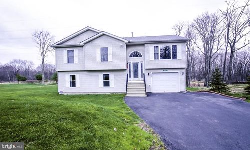 1019 Cricket Ln, Long Pond, PA, 18334-7873 | Card Image