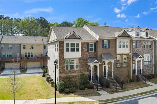 8008 Park Ave, Roswell, GA, 30076-4109 | Card Image