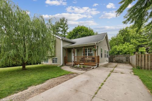 130 Jackson St, Sunfield, MI, 48890-9711 | Card Image
