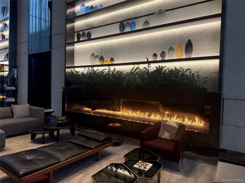 252 South St, New York, NY, 10002 | Card Image