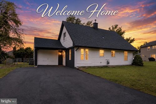 37 Blackwell Ln, Willingboro, NJ, 08046-3906 | Card Image