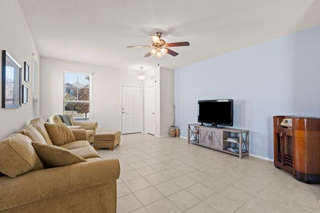 612 Reinhardt Blvd, House other with 3 bedrooms, 2 bathrooms and 2 parking in Georgetown TX | Image 6