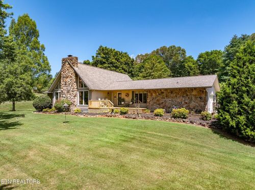 245 Creekwood Dr, Madisonville, TN, 37354-6064 | Card Image