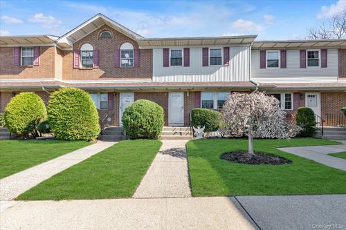 13-815 Franklin Avenue, Hempstead, NY, 11580 | Card Image