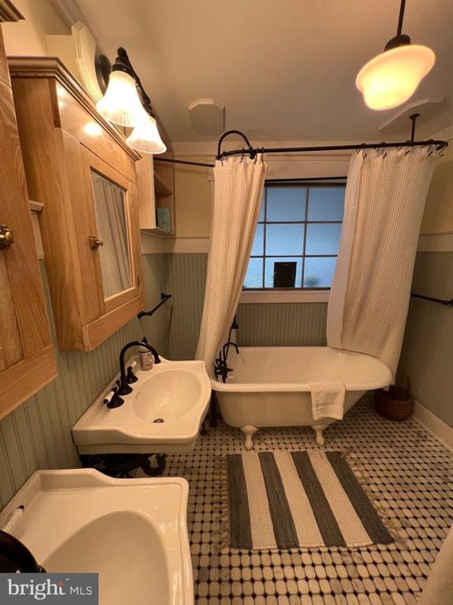 204 Coral St, House other with 5 bedrooms, 3 bathrooms and null parking in BEACH HAVEN NJ | Image 48