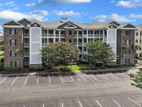 301-4875 Luster Leaf Cir, Myrtle Beach, SC, 29577-7732 | Card Image
