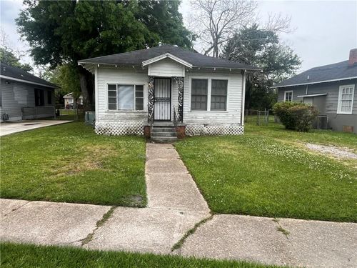 1705 Buck St, Mobile, AL, 36604-1059 | Card Image