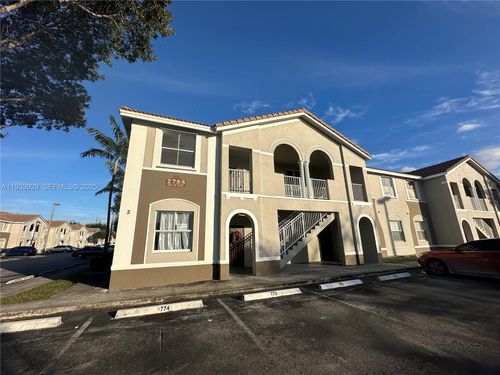 unit-200-2755 Se 16th Ave, Homestead, FL, 33035-2507 | Card Image