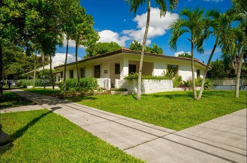 studio-2121 Sw 13th Ave, Miami, FL, 33145-2905 | Card Image