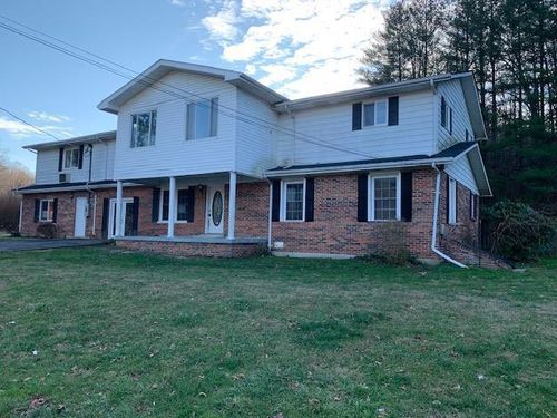 55 Tommy Dyer St, Salyersville, KY, 41465-7430 | Card Image