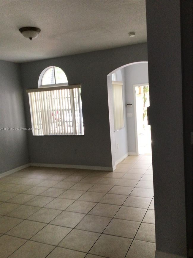 0 - 4941 Sw 135 Th Way, Townhouse with 3 bedrooms, 3 bathrooms and null parking in Miramar FL | Image 5