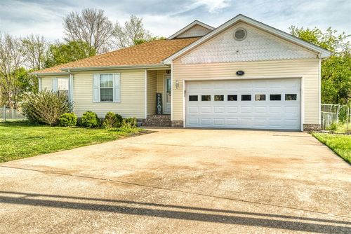 781 Claw Ct, Hopkinsville, KY, 42240-8737 | Card Image