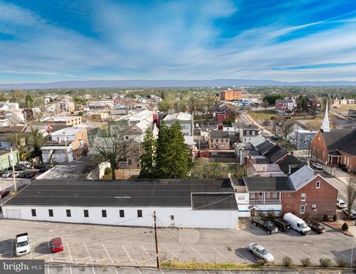132 E Washington St, HAGERSTOWN, MD, 21740-5608 | Card Image