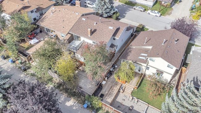 116 Strathcona Close Sw, House other with 4 bedrooms, 4 bathrooms and 4 parking in Calgary AB | Image 31