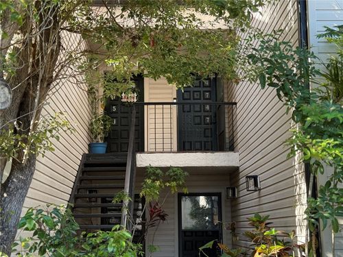 523-4747 Puritan Cir, TAMPA, FL, 33617-8341 | Card Image