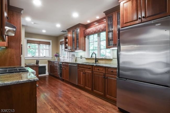 89 Maple St, House other with 5 bedrooms, 3 bathrooms and null parking in Millburn NJ | Image 11
