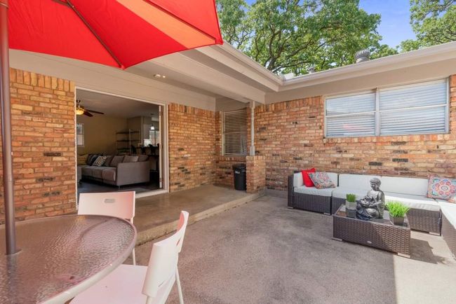 View of patio / terrace with outdoor lounge area | Image 17