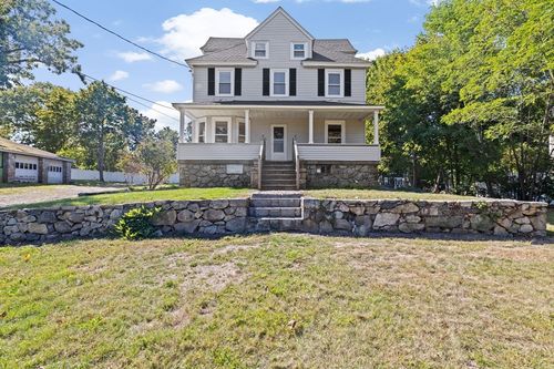 114 Hull St, Hingham, MA, 02043-1422 | Card Image