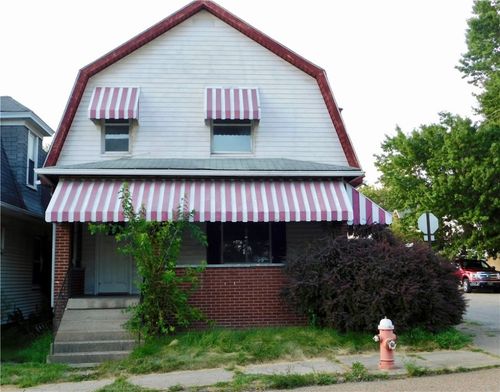 125 North St, Arnold, PA, 15068-4230 | Card Image