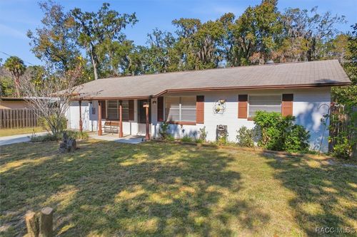 1551 Nw 21st St, Crystal River, FL, 34428-5041 | Card Image