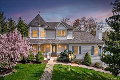 149 Creamery Pond Rd, Chester, NY, 10918-1759 | Card Image