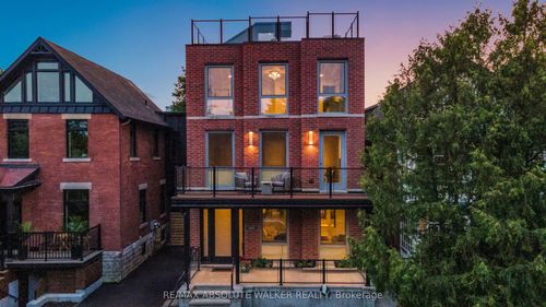 658 O'Connor St, Ottawa, ON, K1S3R8 | Card Image