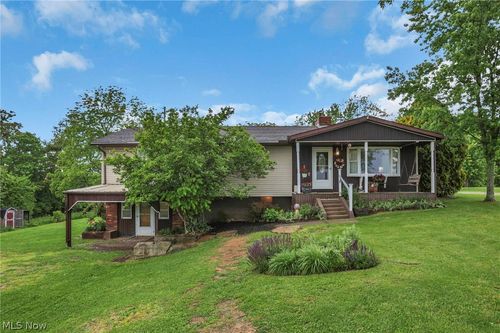 795 Rustic Ridge Rd, Zanesville, OH, 43701-8448 | Card Image