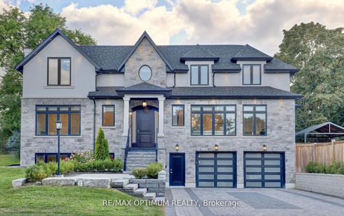 26 Pioneer Dr, Mississauga, ON, L5M1G9 | Card Image