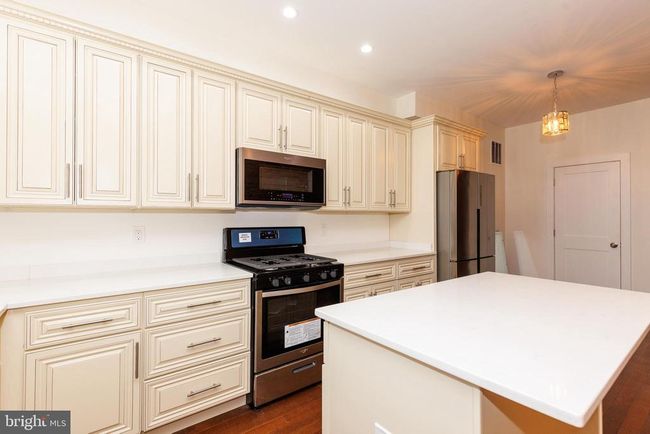 2502 Jefferson St, Townhouse with 3 bedrooms, 4 bathrooms and null parking in BALTIMORE MD | Image 40