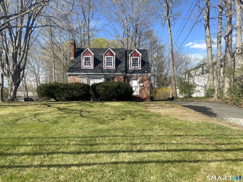 136 Broadway St, Colchester, CT, 06415-1019 | Card Image