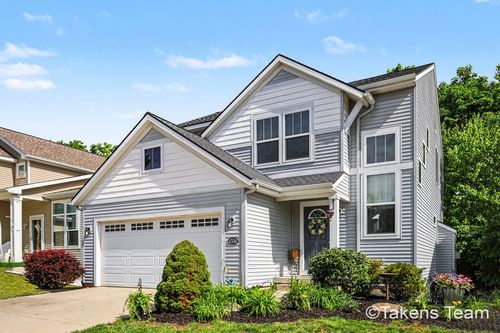 4336 Norway St, Holt, MI, 48842-9440 | Card Image