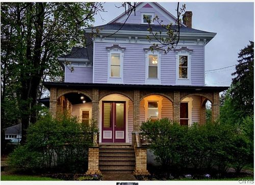 317 Broad St, Oneida, NY, 13421-2103 | Card Image