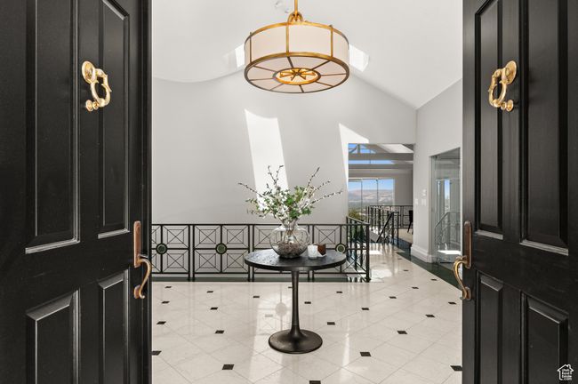4504 S Abinadi Rd, House other with 5 bedrooms, 5 bathrooms and 4 parking in Millcreek UT | Image 5