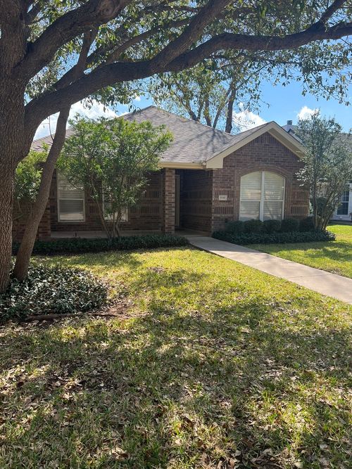 1041 Lytle Creek Dr, Abilene, TX, 79602-7410 | Card Image
