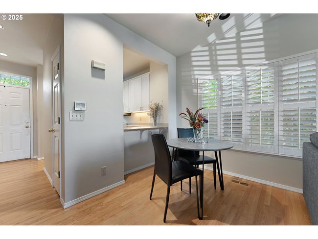 Dining Area | Image 18