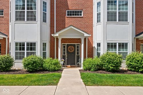863 N Park Trail Dr, Carmel, IN, 46032-4209 | Card Image