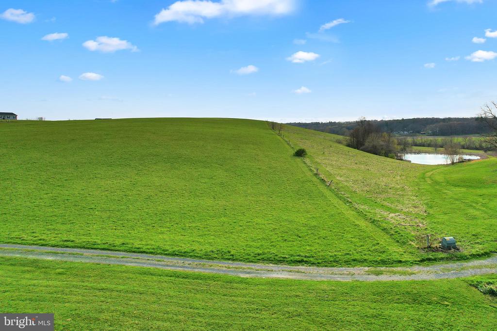 Land in BRUCETON MILLS 2