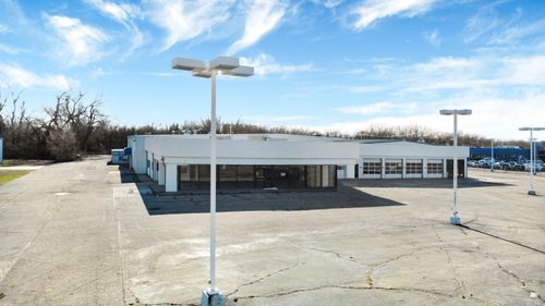 375 Grant Ave, Junction City, KS, 66441-4201 | Card Image