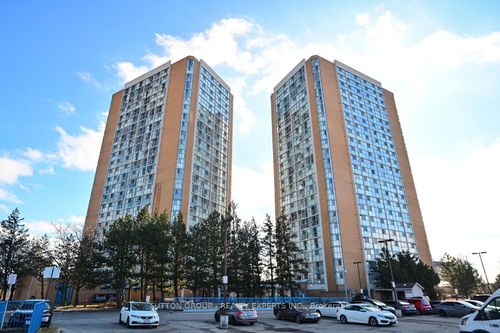 713-35 Trailwood Dr, Mississauga, ON, L4Z3L6 | Card Image